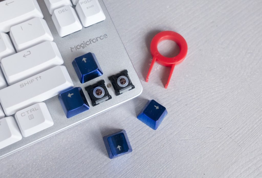 HERRAMIENTA ESTRACTPORA DE SWITCHES PULLER