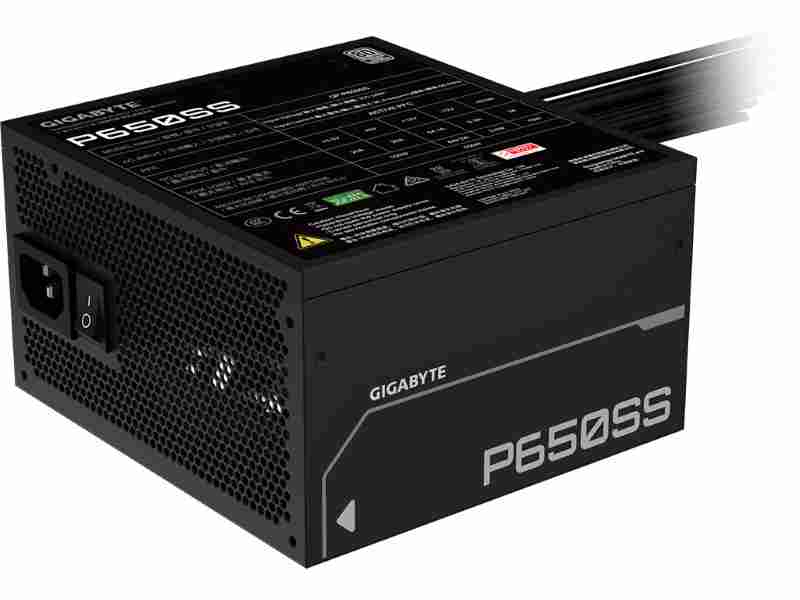 Fuente PC Certificada GIGABYTE 650W 80PLUS SILVER P650SS 80PLUS SILVER