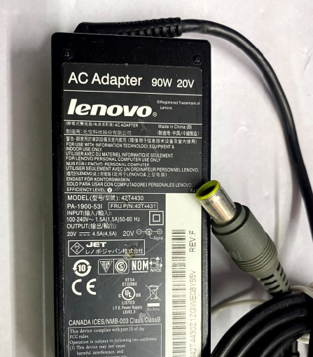 Cargador Lenovo 20V - 4.5A