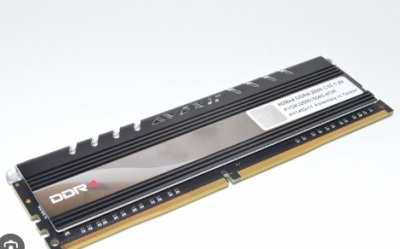 OUTLET - MEMORIA RAM DDR4 8GB AVEXIR 2133MHZ RED LED