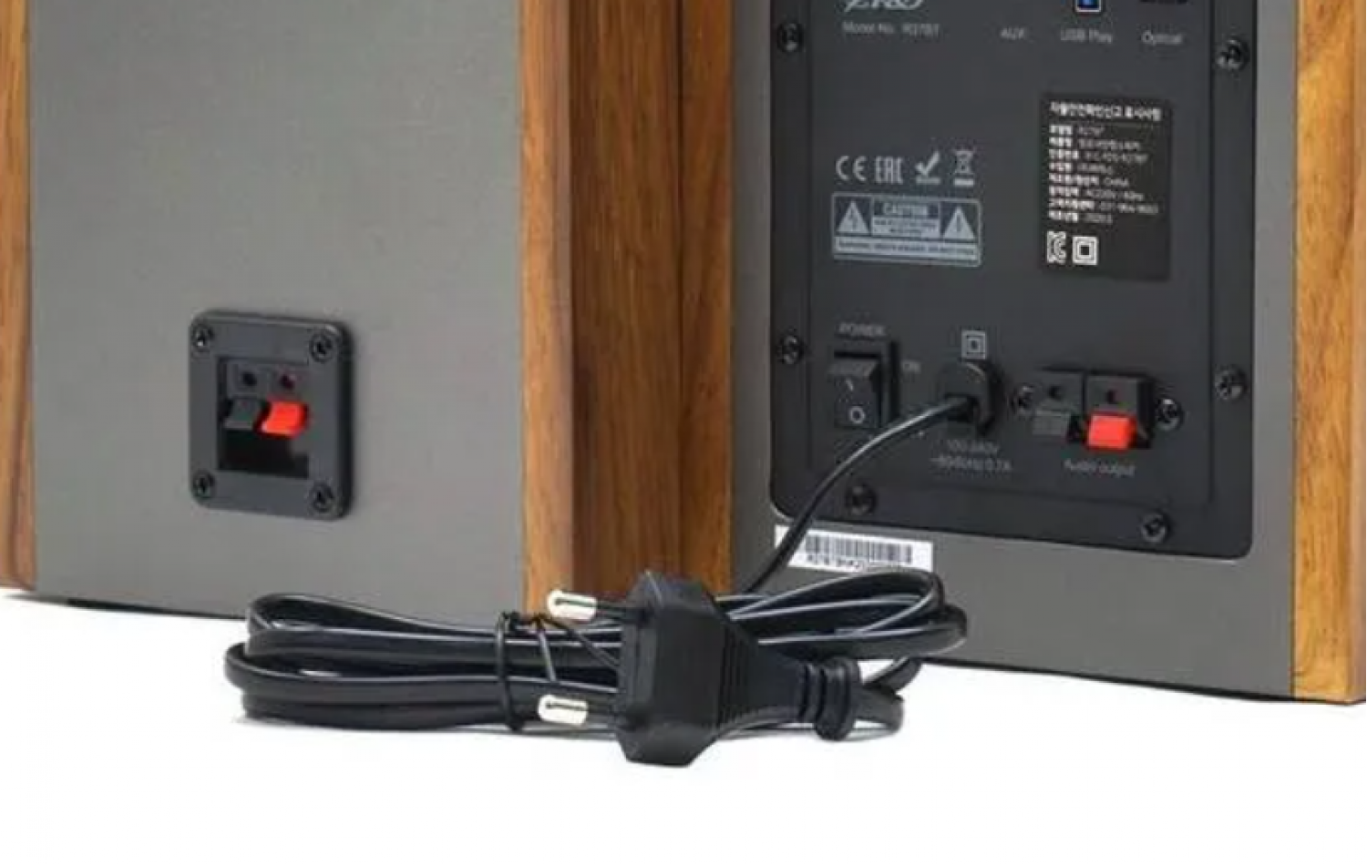 PARLANTE FYD FENDA R27BT BLACK